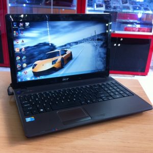 Acer Aspire 5742G i5 520M/2G/500G Radeon HD 6370M