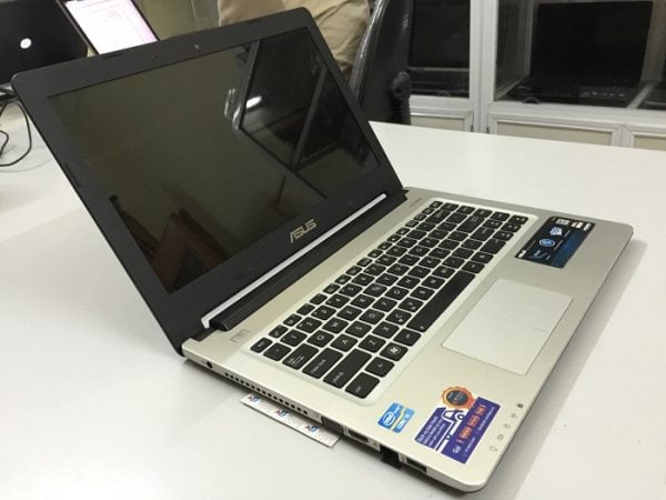 Asus K46CA-WX013 i3 3217U/4G/SSD 24G+250G