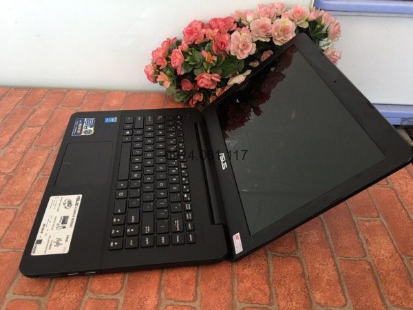 Asus X454LA-WX445B i3 4005U/4G/500G