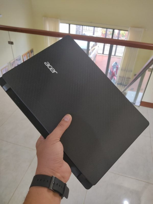 Acer Aspire V3-371-33QP i3 5005U/4G/HDD 500G + 8G SSHD - Hình ảnh 3