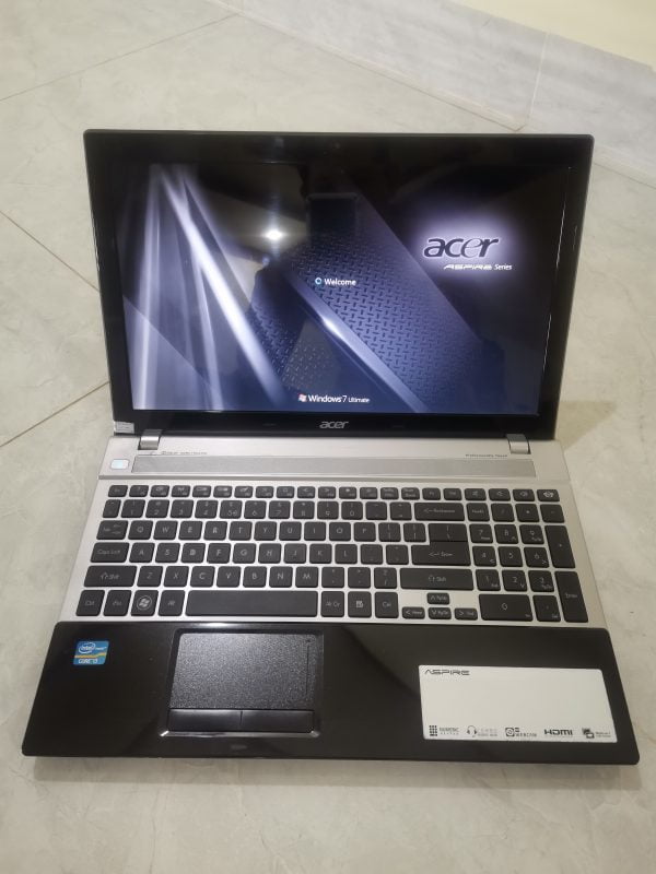 Acer Aspire V3-571 i3 3120M/4Gb/500Gb New 93%