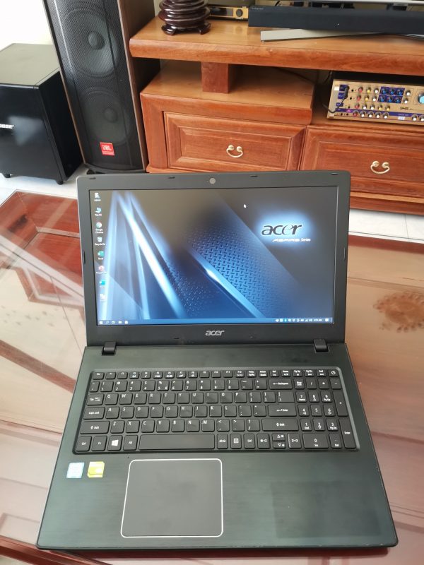 Acer Aspire E5-575G i5 7200U/4G/500G VGA rời 2Gb - New 97%