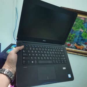 Dell Latitude 3380 i3 6006U/4G/SSD 120G New 95%