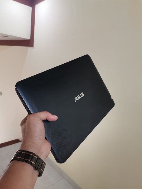 Asus F454LA i3 4030U/4G/SSD 128G