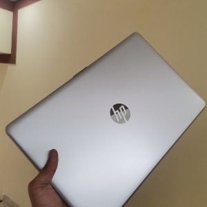 HP 15-bs555tu i3 6006U/4G/SSD 128G