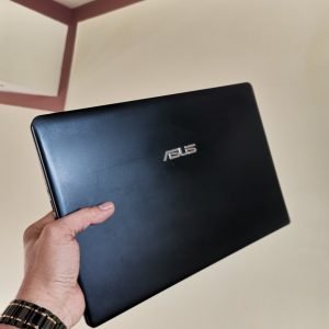 Asus X401A B830/4G/320Gb