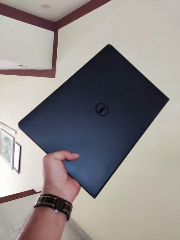 Dell inspiron N3467 i3 6006U/4G/HDD 500Gb