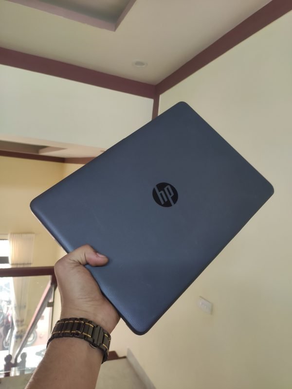 HP 14 bs563TU i3 6006U/4G/SSD 128Gb