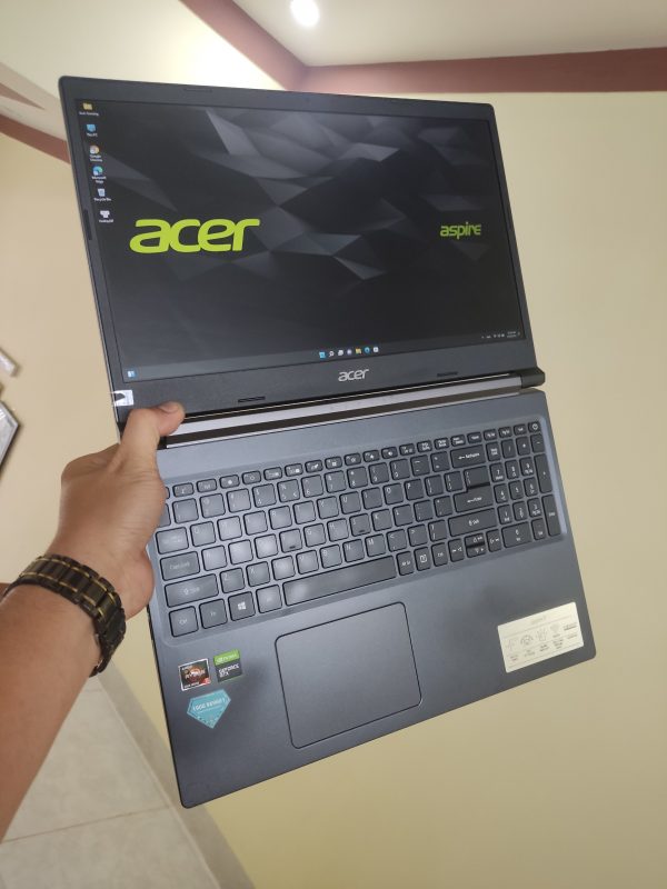 Acer Aspire 7 A715 R5 5500U/8GB/256GB/4GB GTX1650/15.6"F còn BH 05/07/2022