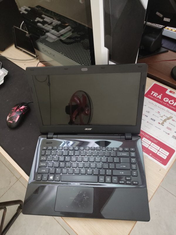 Acer E5-471 i3 4005U/4G/HDD 500Gb