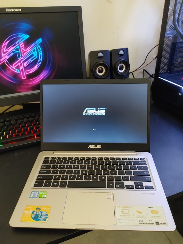 Asus Vivobook S14 i5 8250U/8Gb/SSD 256Gb/VGA rời 2Gb