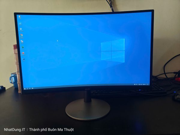 Màn Hình MSI PRO MP242C (24 inch/FHD/ VA/75Hz/Cong)
